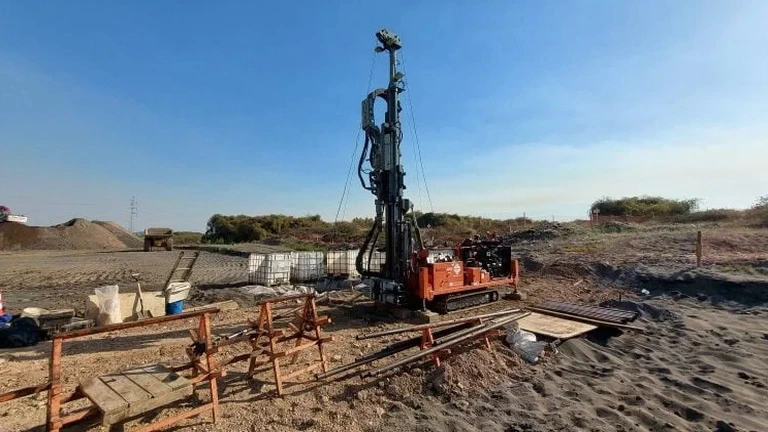 Exploratory Test Pits in Miami: Direct Stratigraphic Assessment for Construction